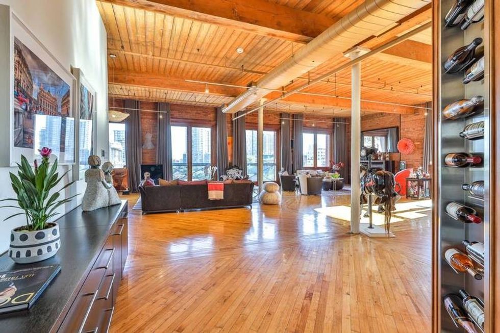 Excl2893000 210928014057276