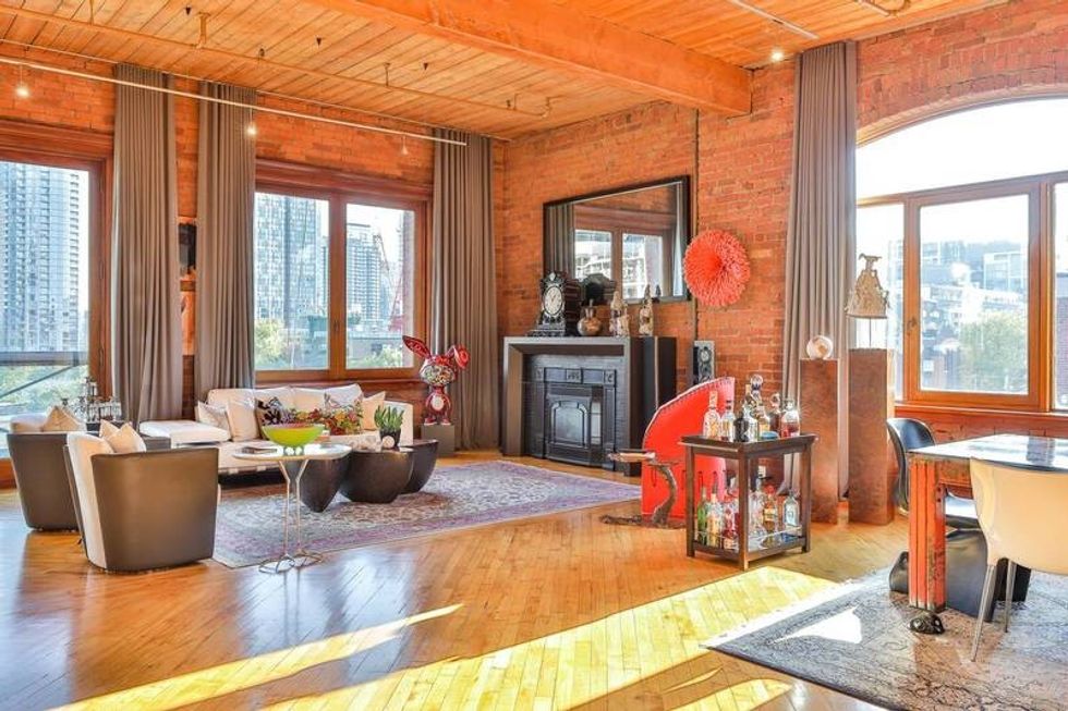 Excl2893000 210928014111558