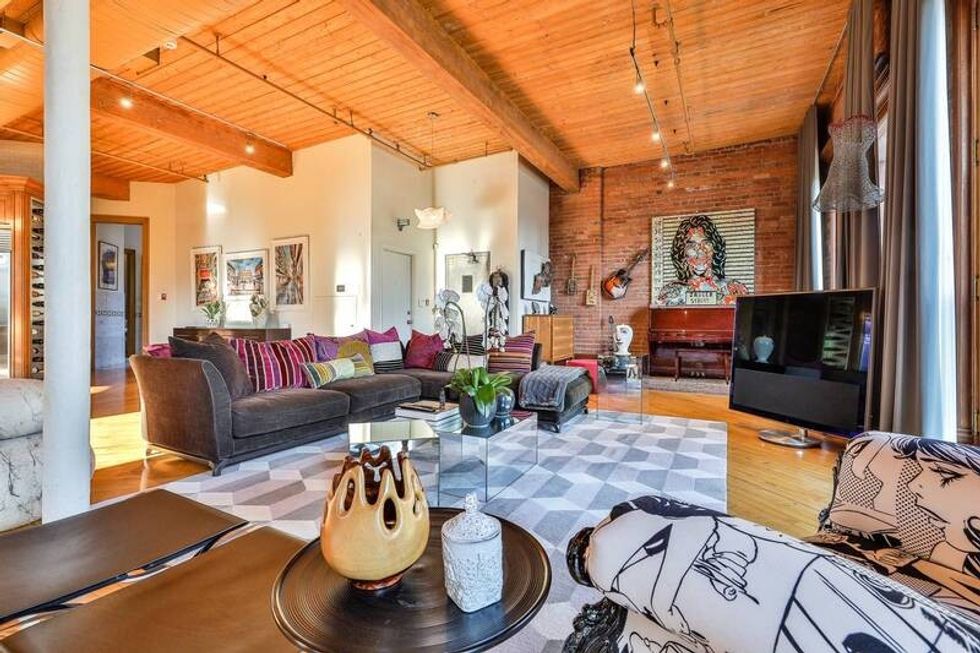 Excl2893000 210928014133732