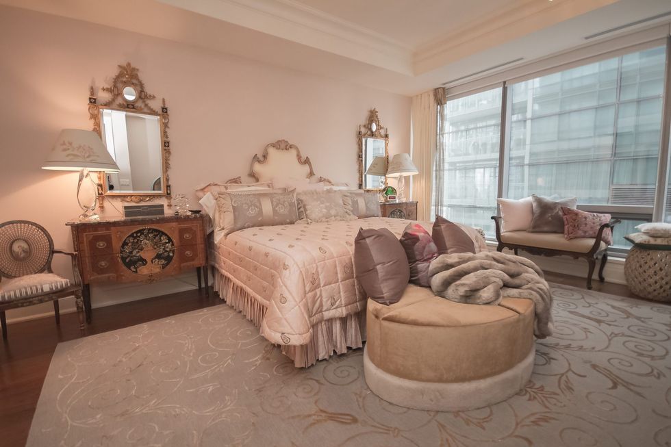 Four Seasons Yorkville Condo