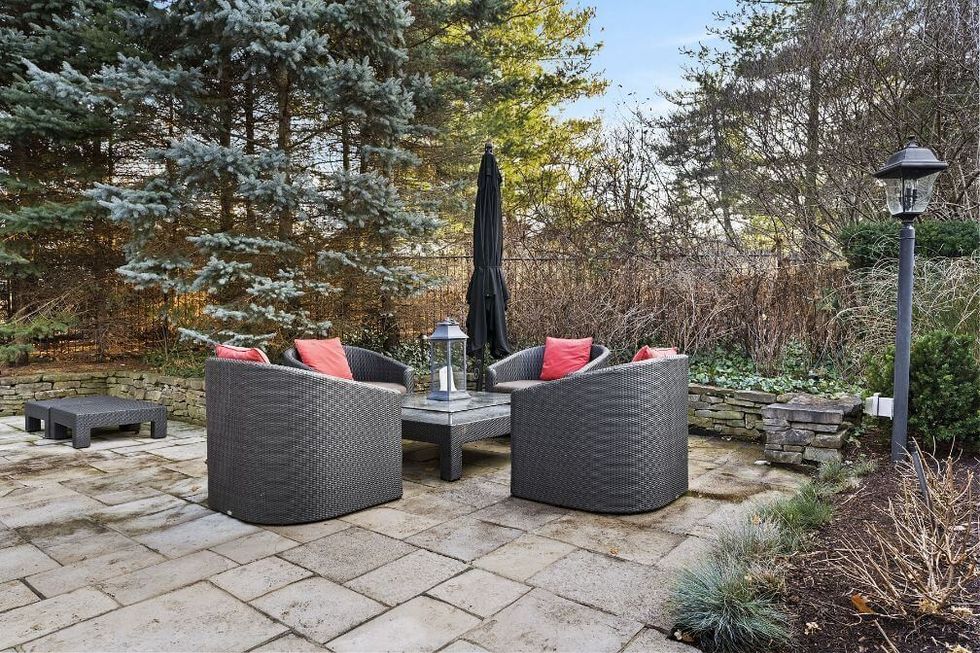 French country manor 34