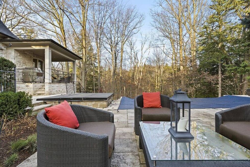 French country manor 35