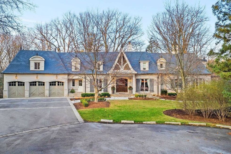 French country manor 38