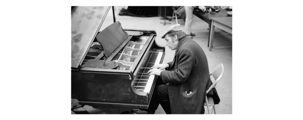 Glenn gould piano  1024x405