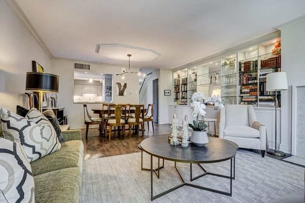 Hhywcfxytlzupiwsv6m9