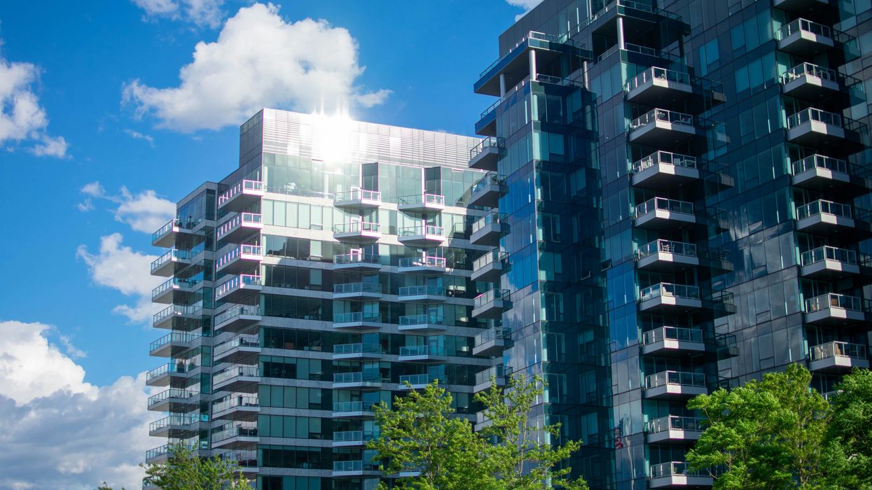 Average Canadian Rents Drop In June After Record-Breaking May