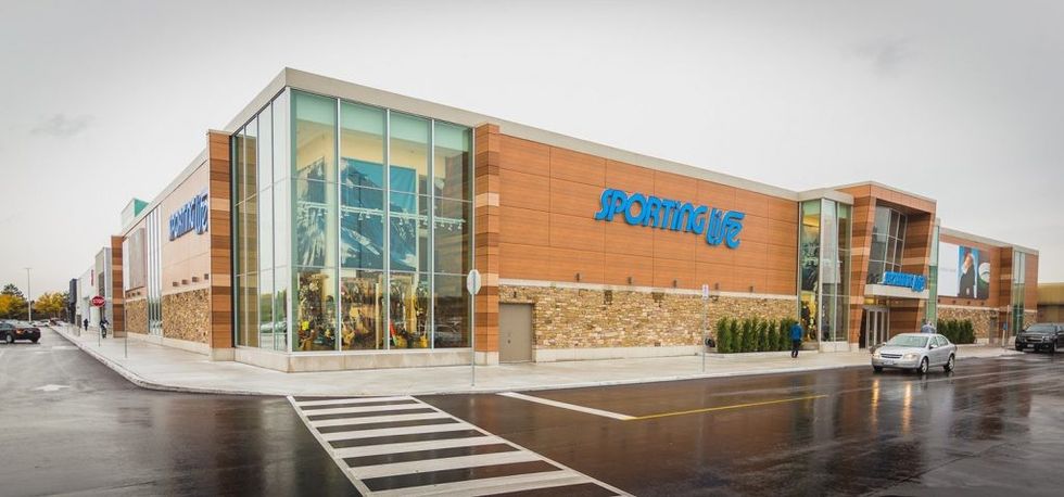 hillcrest-mall-sporting-life