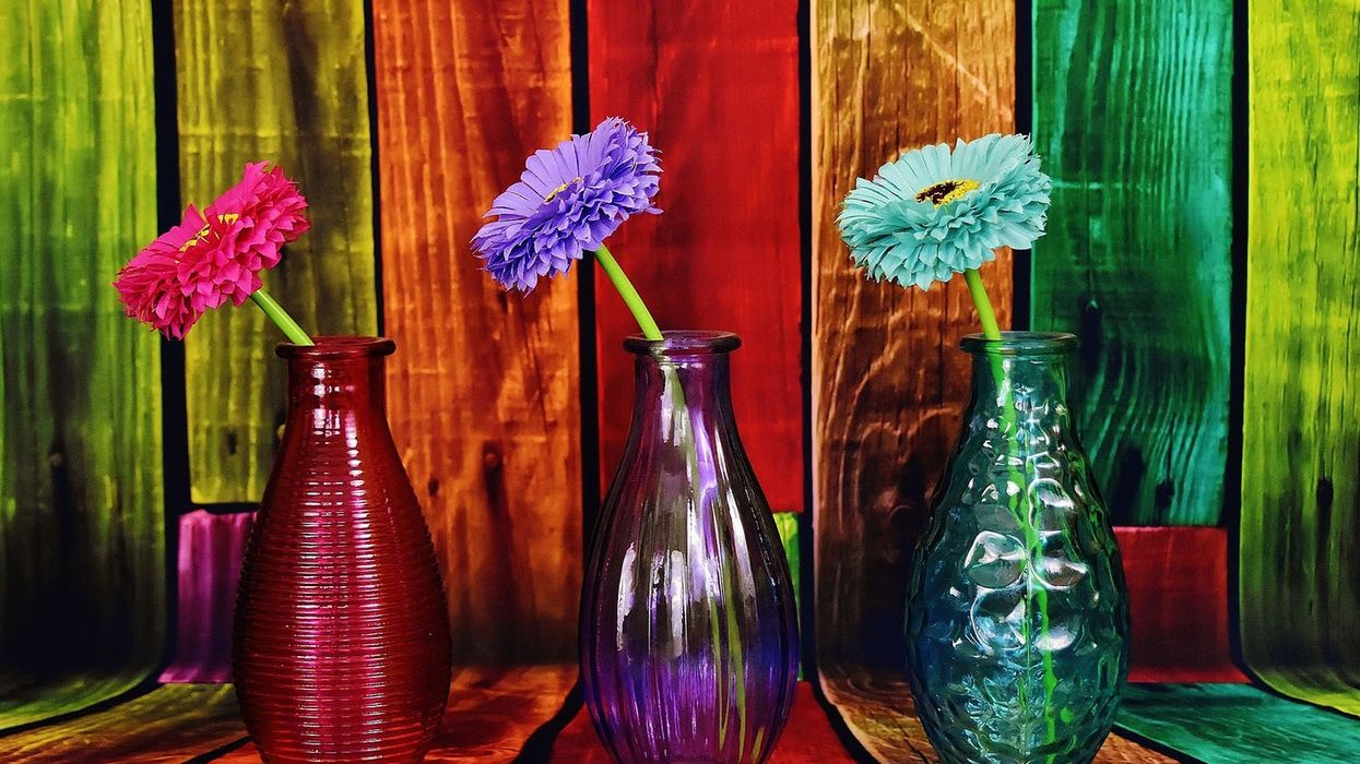 Ring in spring — Passover and Easter too — with modern floral tricks