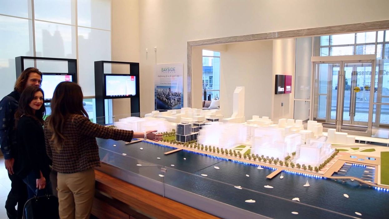 Site Seeing With Hume: Toronto's New Aqualina Condo Gets Its Grade