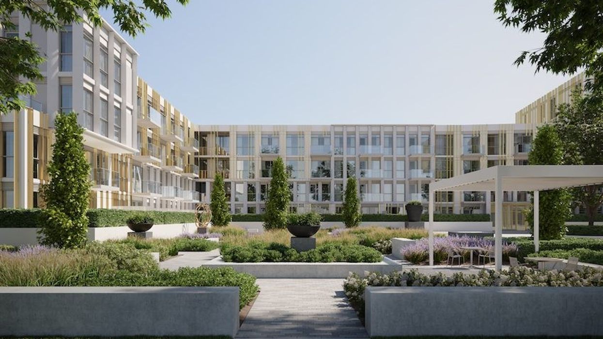 Suave Oakville New-Build Prioritizes Aesthetics From Top to Bottom