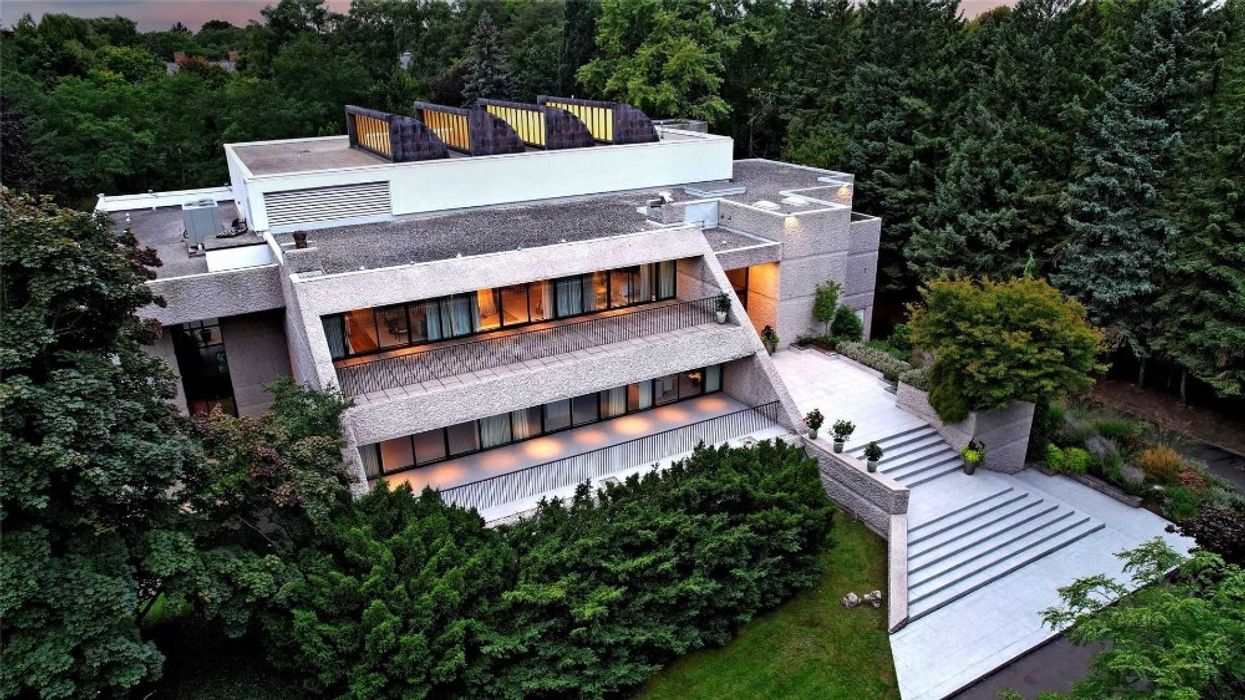 Mansion Designed By Famous Canadian Architect Hits Toronto Market for First Time
