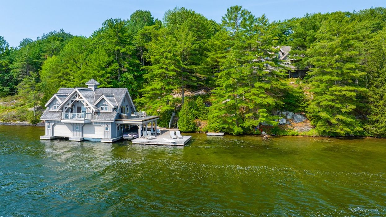 Sprawling Waterfront Retreat: This 4.4-Acre Paradise On Lake Joseph Awaits