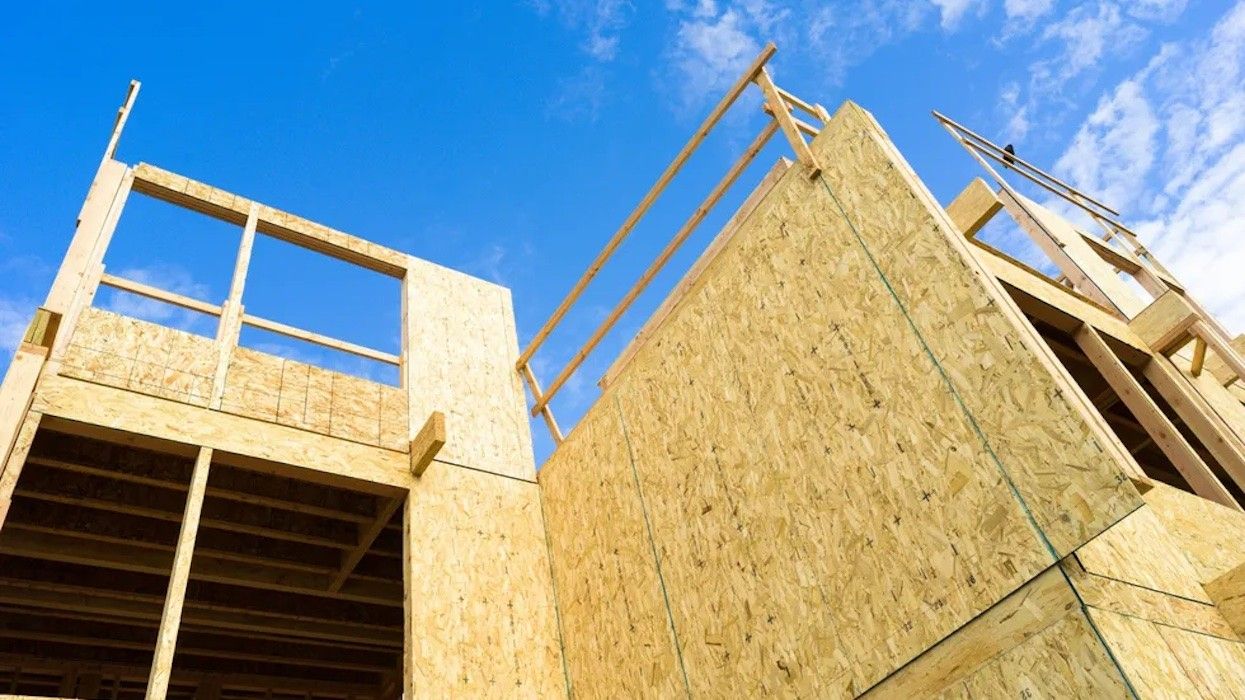 March Sees Housing Starts Plummet 65% In Toronto, 59% In Vancouver