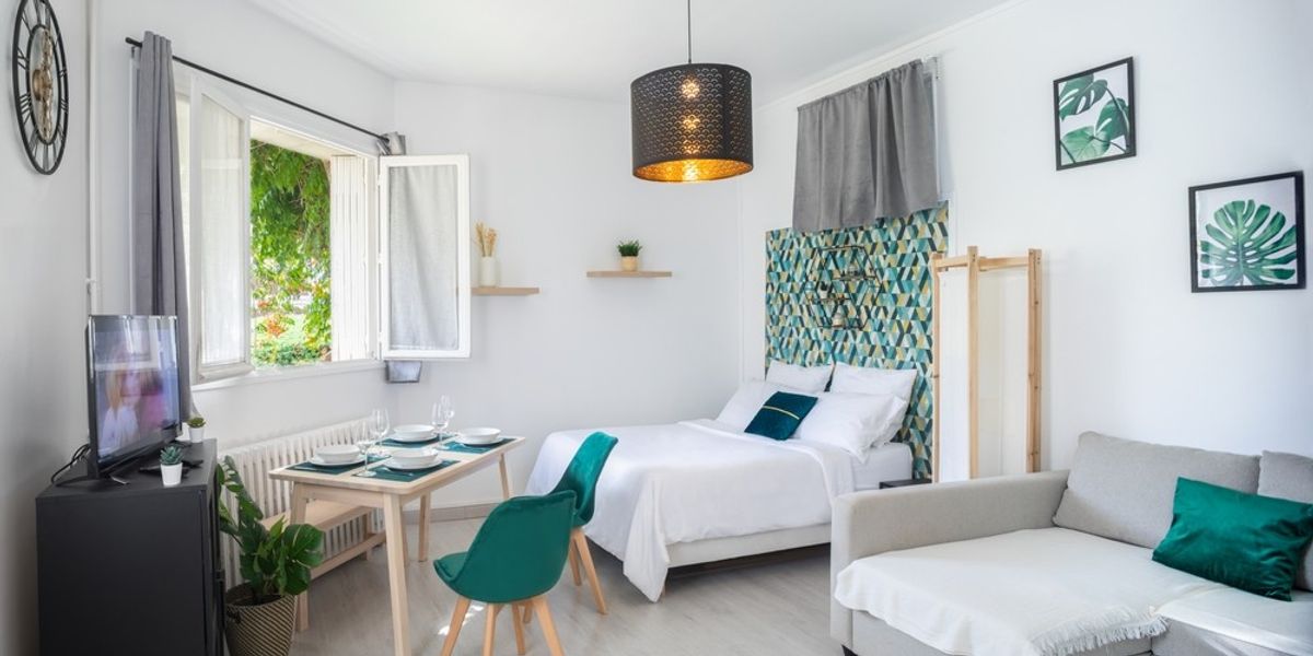 Rental Suite – Definition, Meaning, and Examples