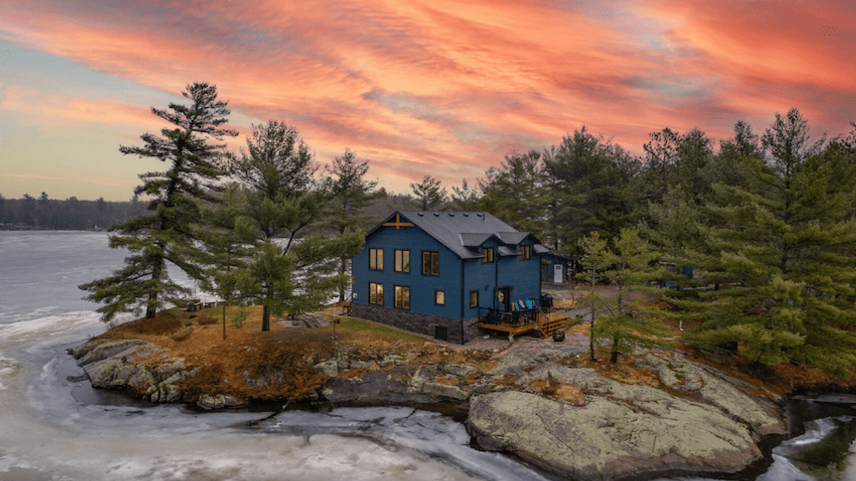 Cottage Country Charm and Modern Flair Coalesce At Kahshe Lake