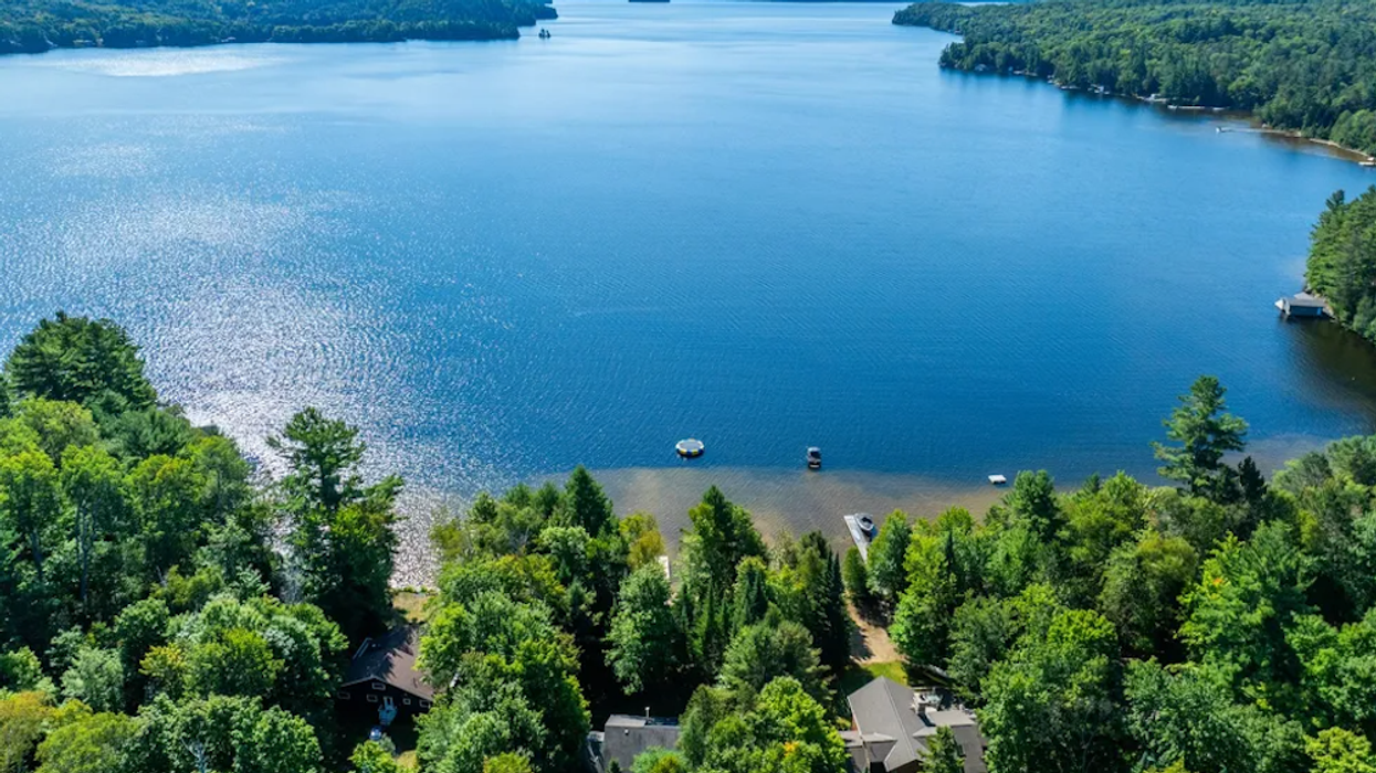 Fun And Relaxation Abound At This Modern Lake Of Bays Haven
