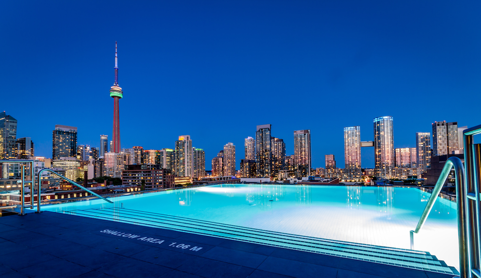 King and spadina fashion house pool3 3