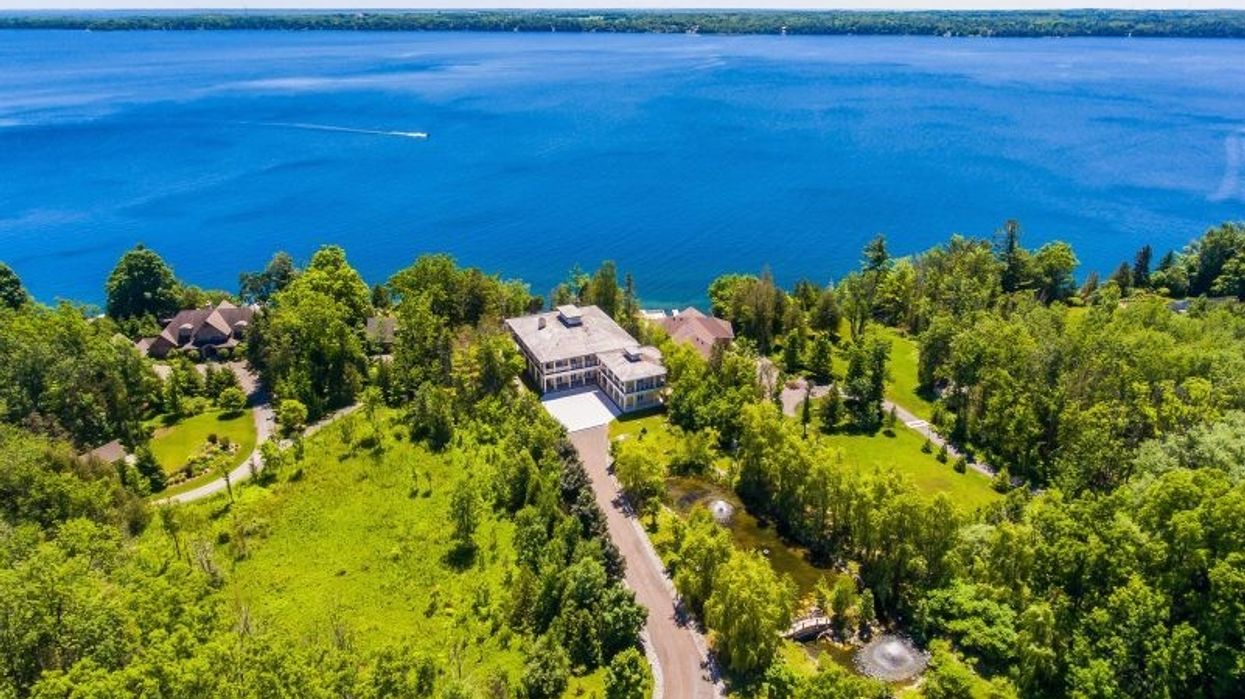 Lake House