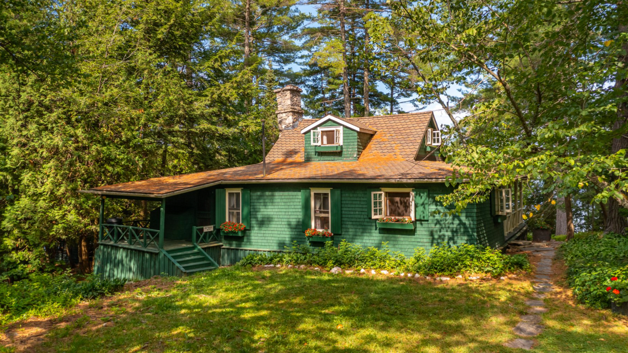 Lake of Bays Cottage for Sale