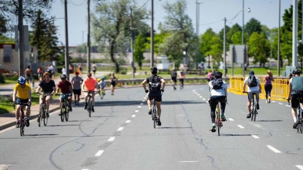 lake shore west active to