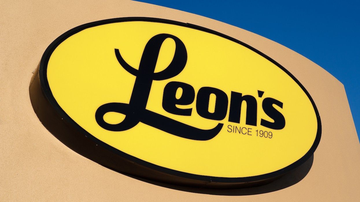 leon's furniture housing