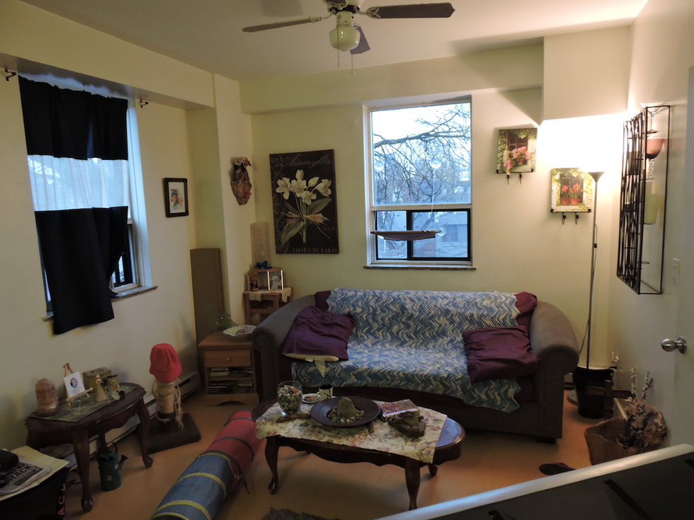 Living area leonard