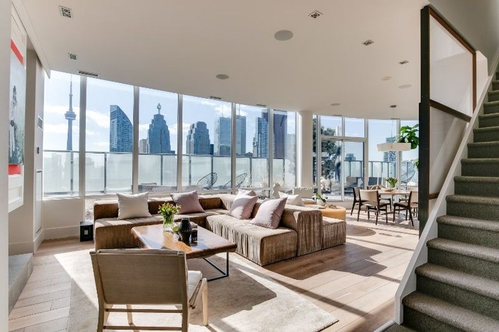 Market street entry min