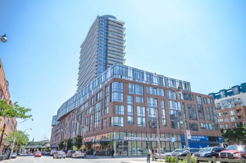 Market street exterior front min