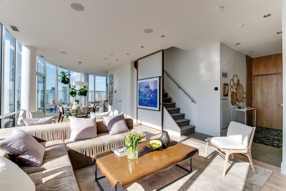 Market street012 living room min