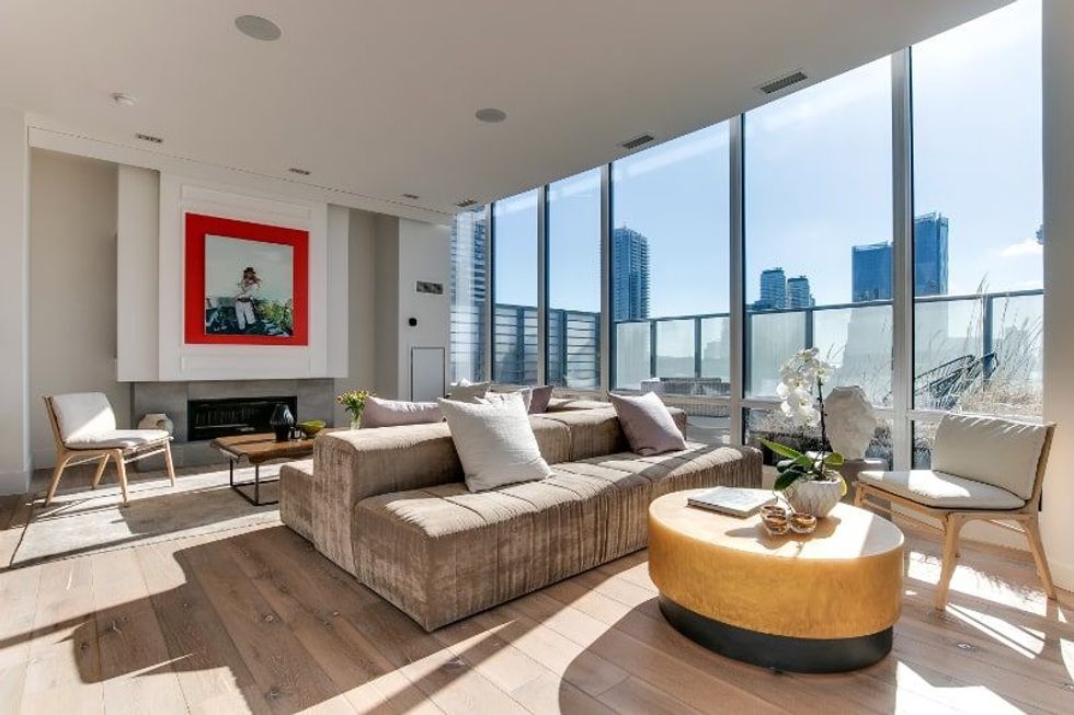 Market street016 living room min