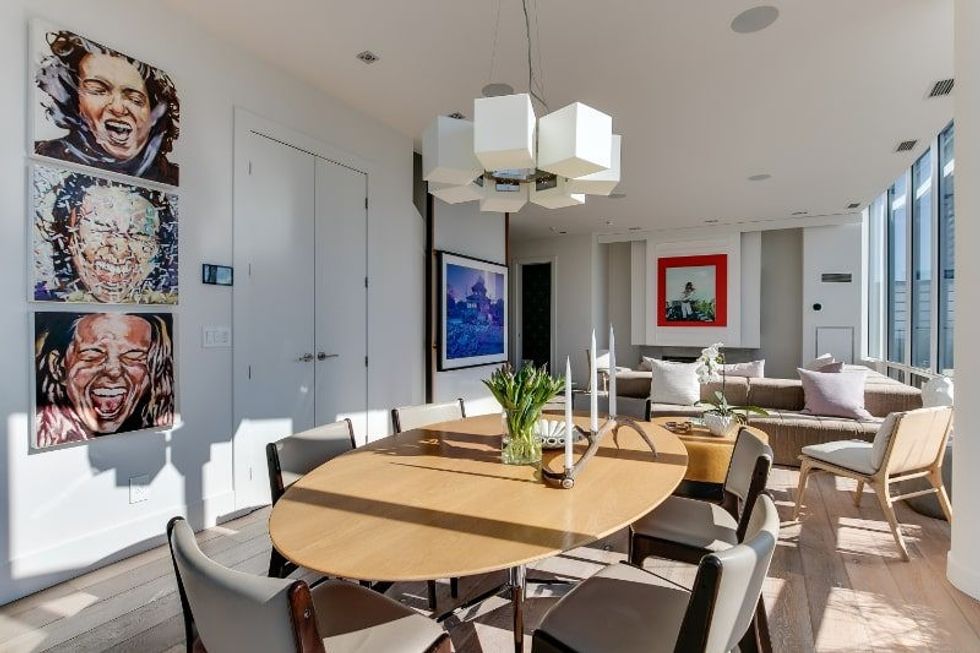 Market street026 dining room min