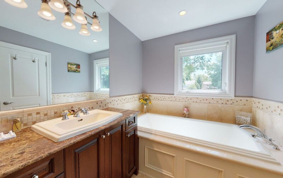 Master ensuite bath 1170x738 1