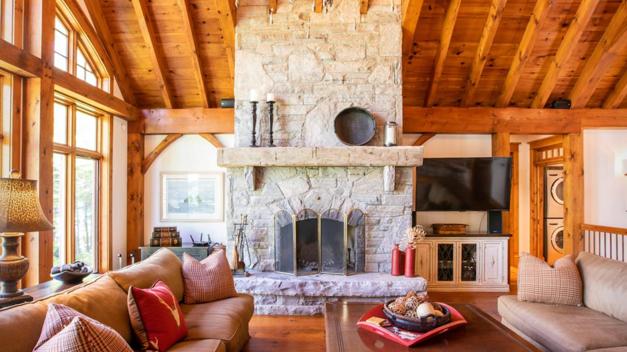 Rent: Inside a Waterfront Muskoka Retreat That's Booked Solid Until 2022