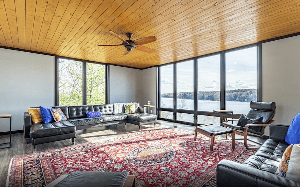 This Haliburton Modern Offers the Perfect Place for a Cold-Weather Escape