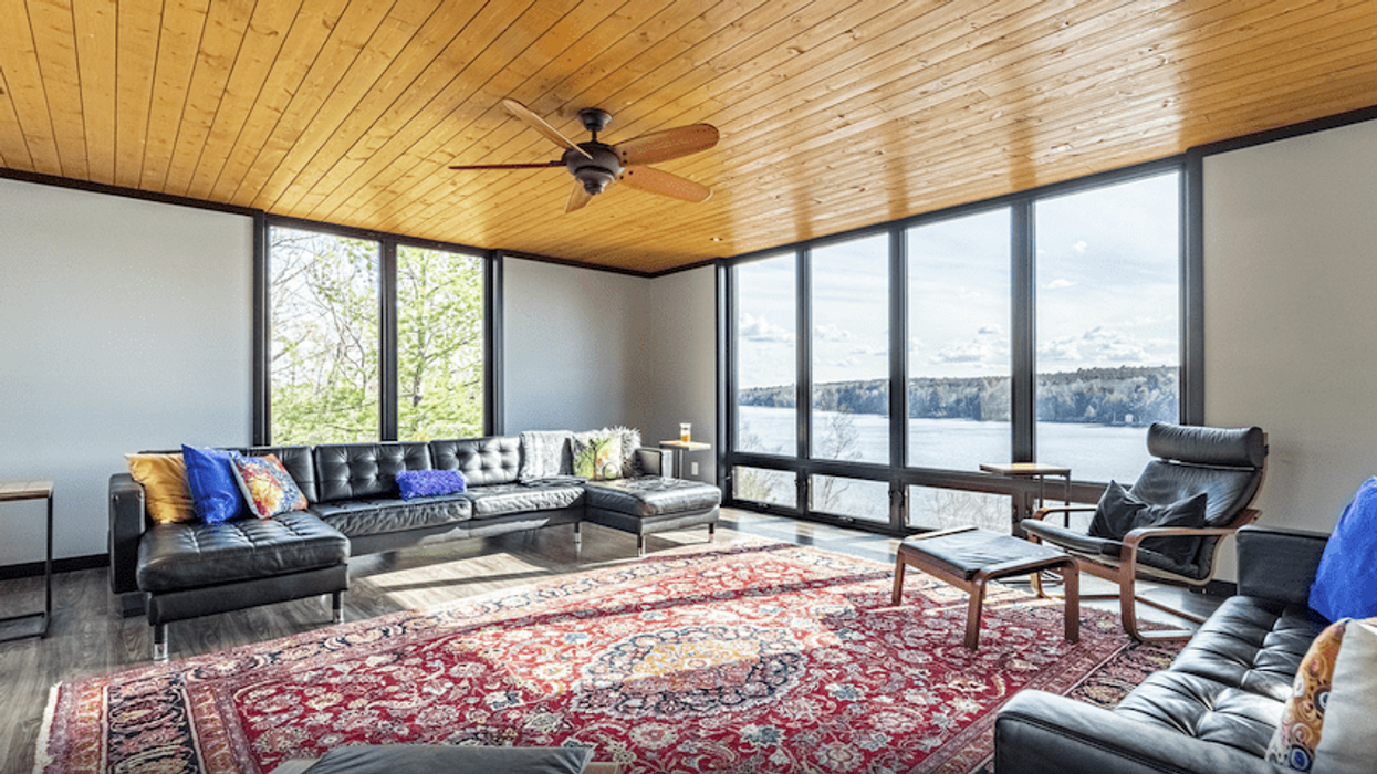 This Haliburton Modern Offers the Perfect Place for a Cold-Weather Escape