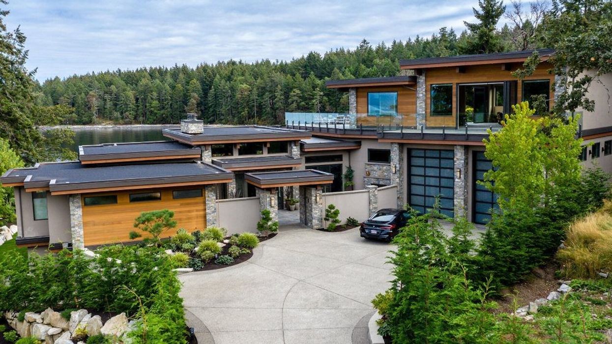 Nanoose Bay 2426 Andover Road Post and Beam Home - Sotheby's International Realty