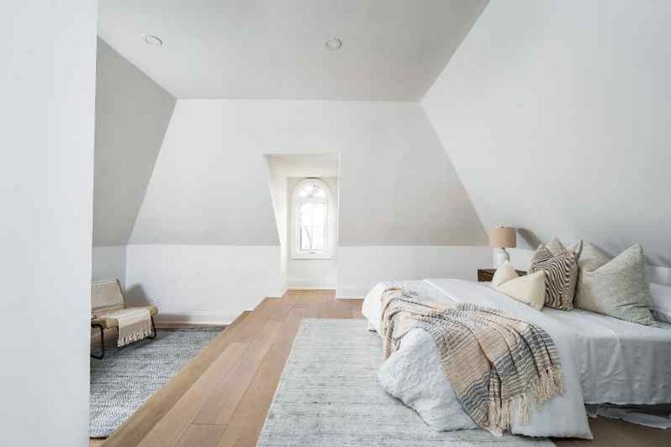 Niagara estate bed 3