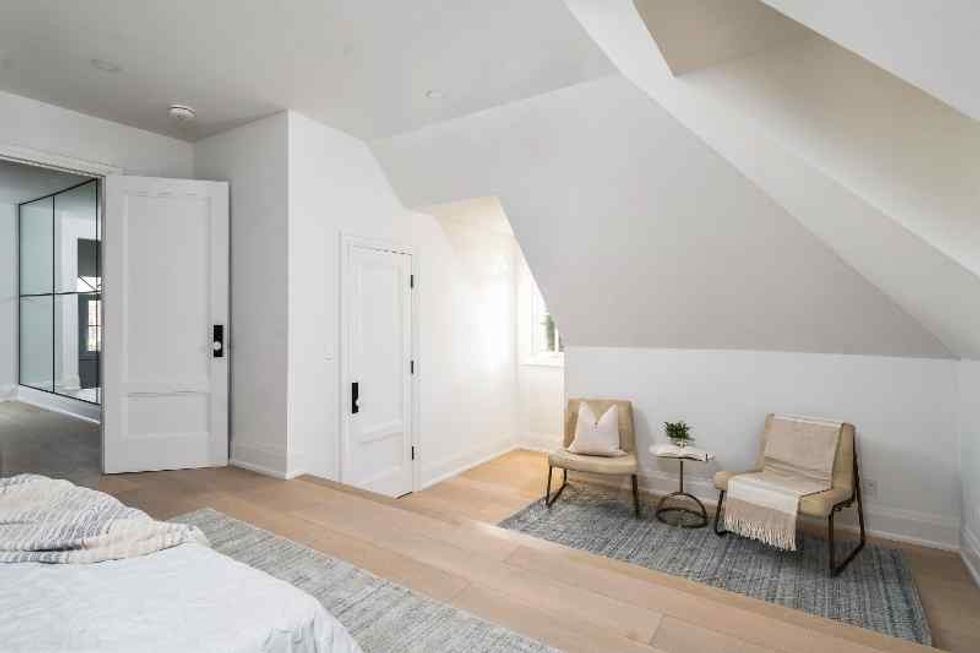 Niagara estate bed 4