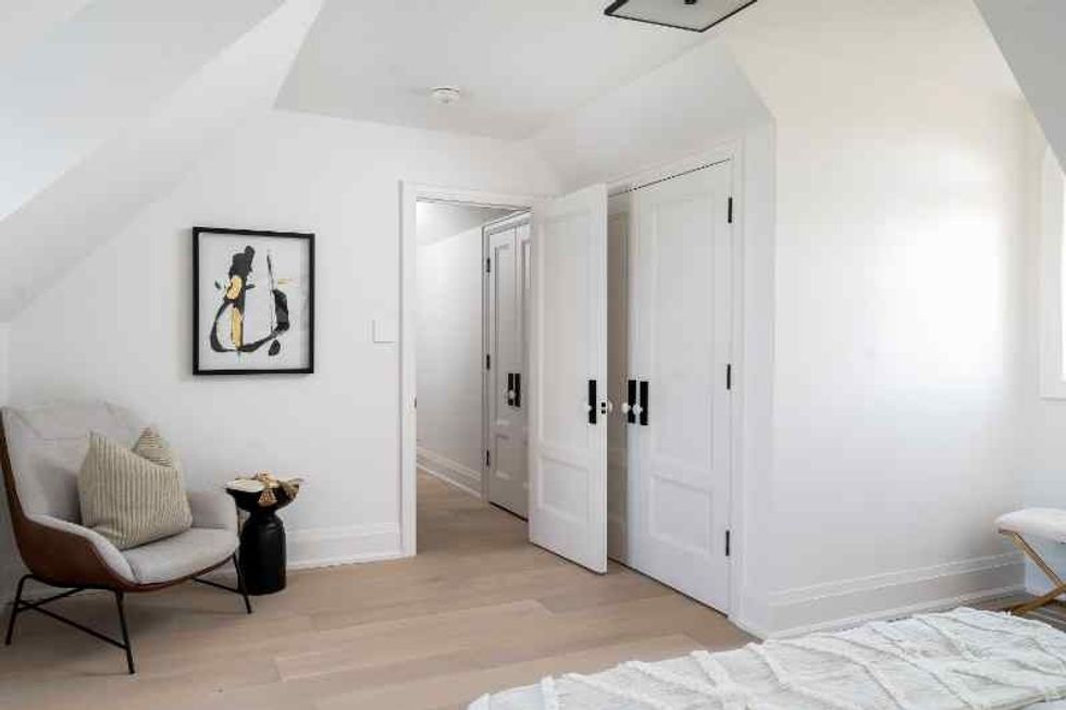 Niagara estate bed 6