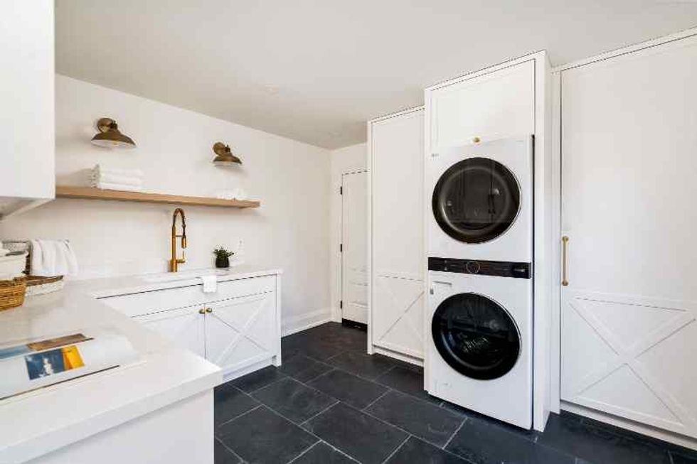 Niagara estate laundry