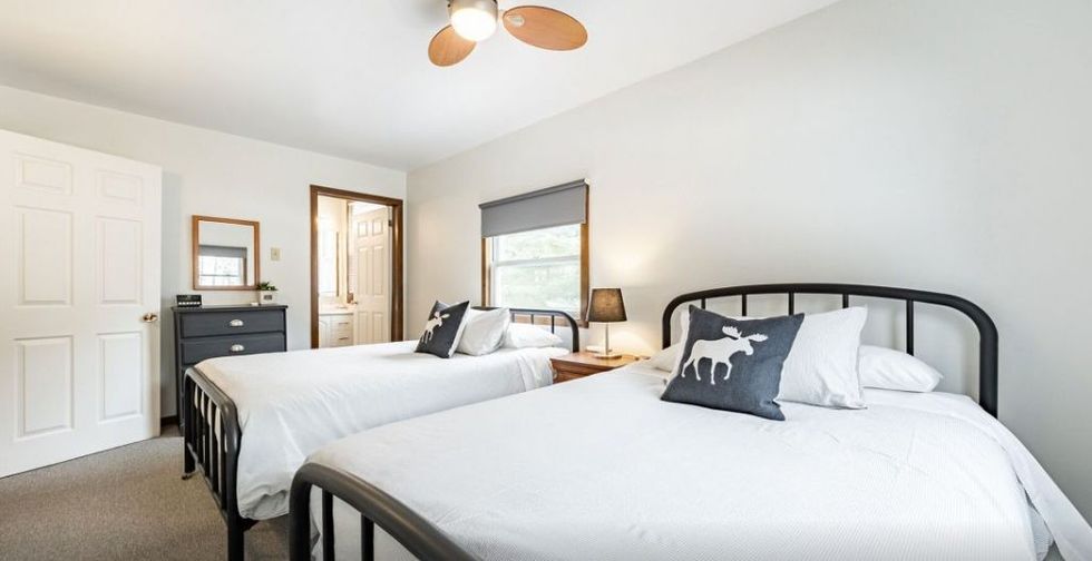 Oakview Lodge & Marina