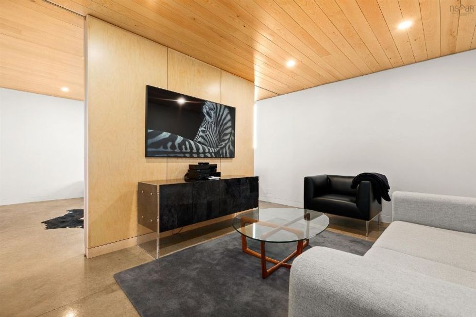 Oceanfront property 20