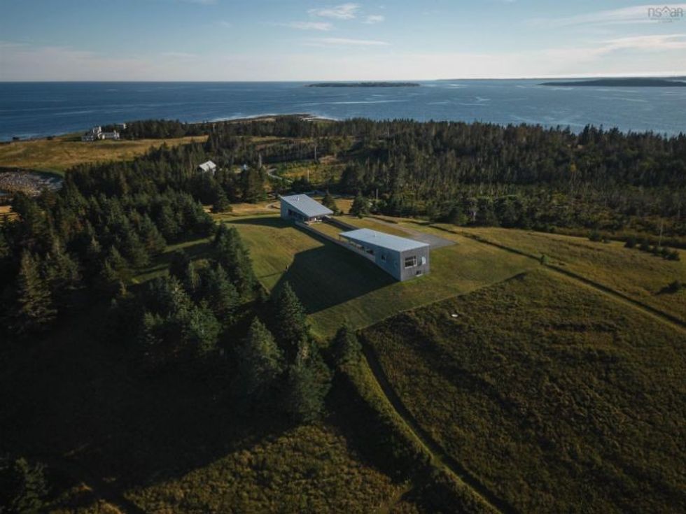 Oceanfront property 28