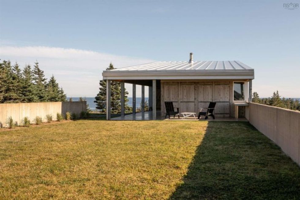 Oceanfront property 7