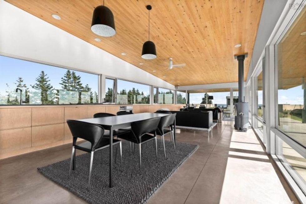 Oceanfront property 8