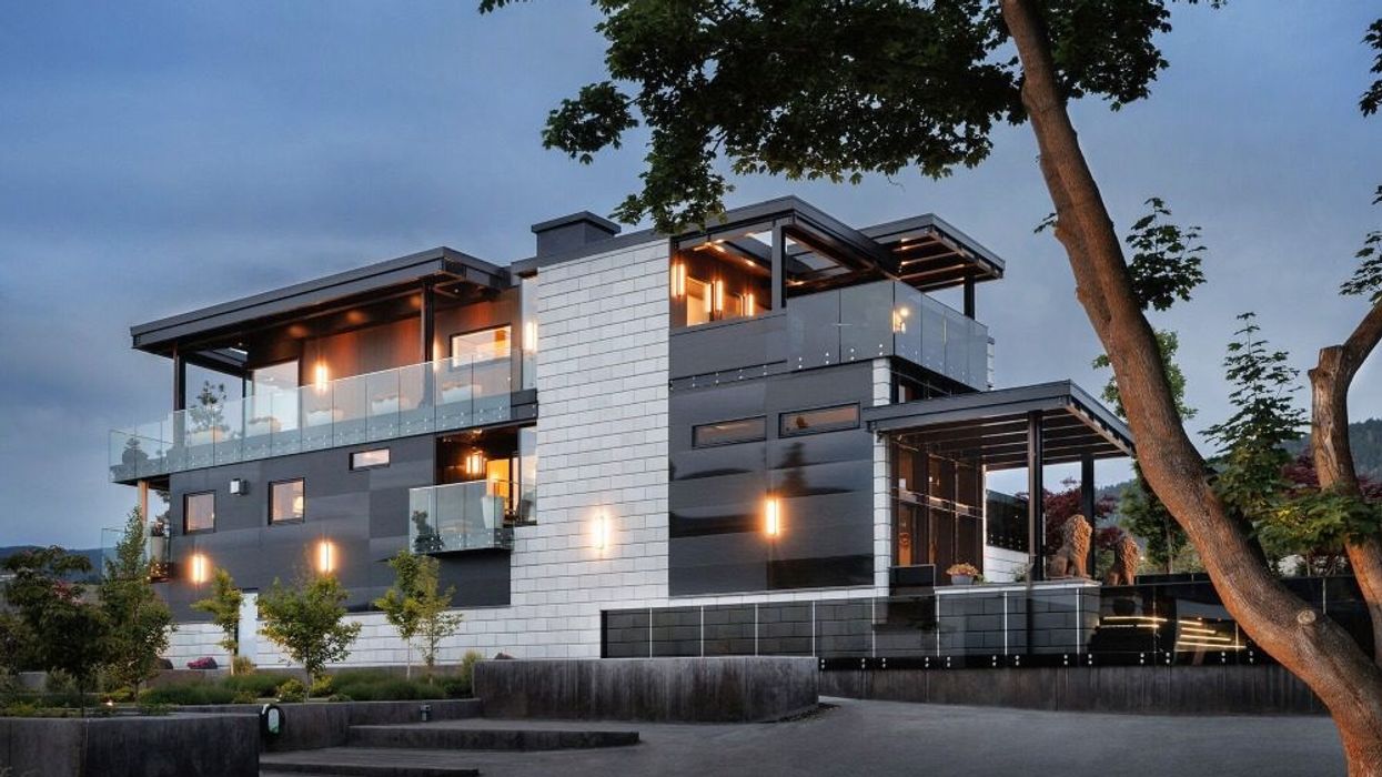 Penticton British Columbia Sterling Manor Sotheby's International Realty Concierge Auction