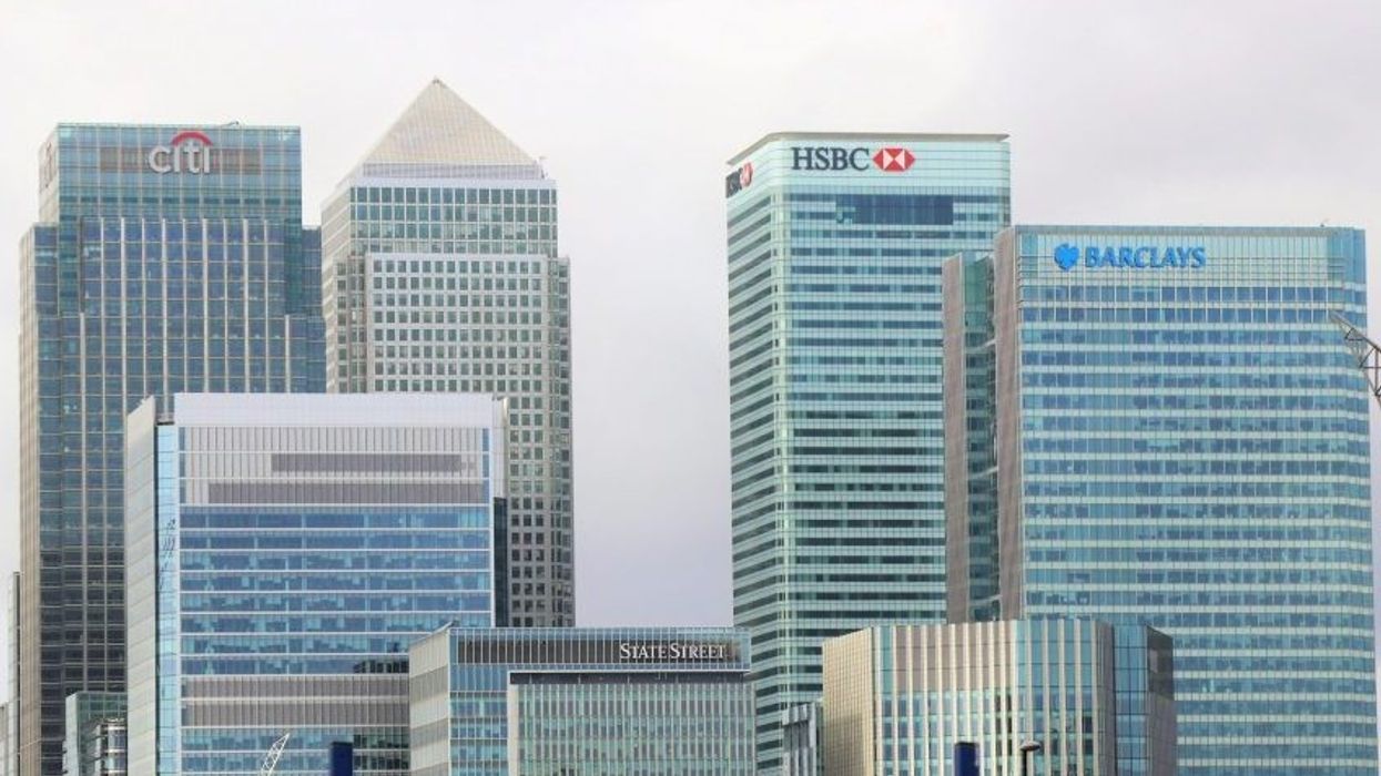 Canadians Turn To Big Banks For Mortgages Despite Higher Rates