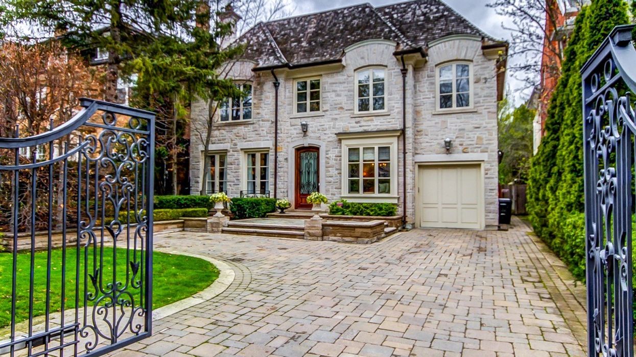 Luxury Homes Kawhi Leonard Should Buy If He Stays In Toronto