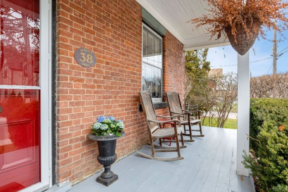 Queens drive porch min