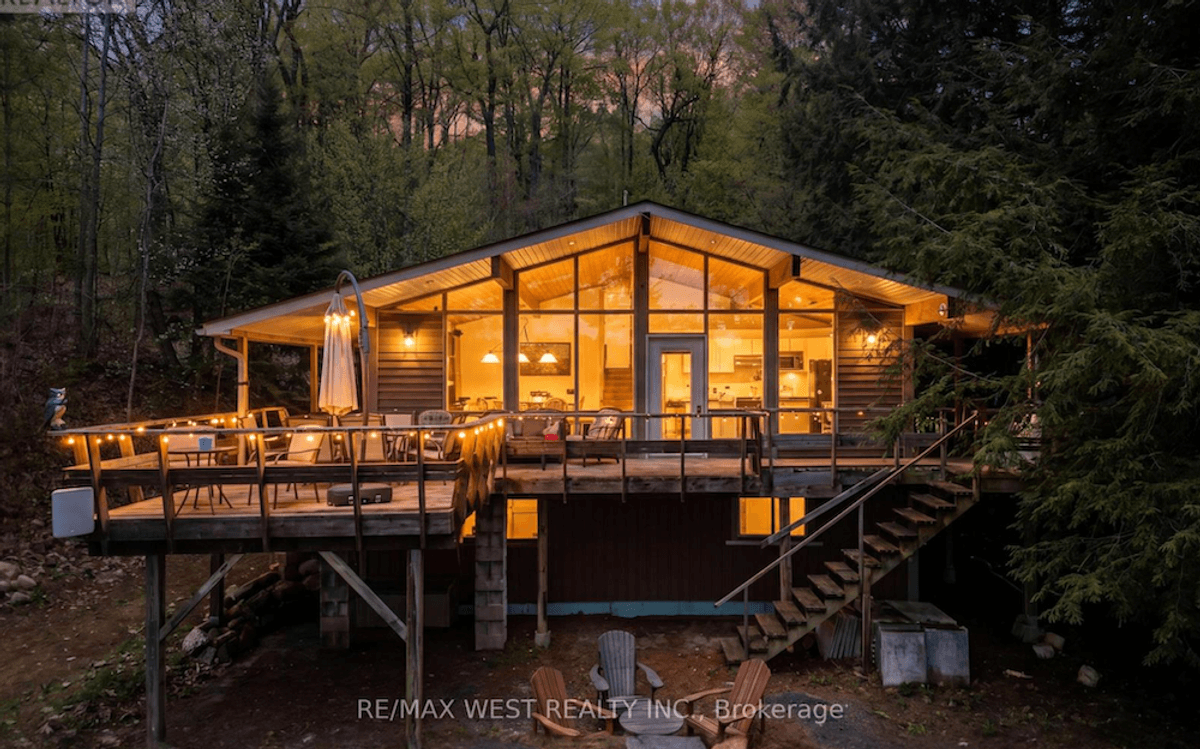 Three Mile Lake Cottage With 107 Feet Of Muskoka Shoreline Asks $779,000